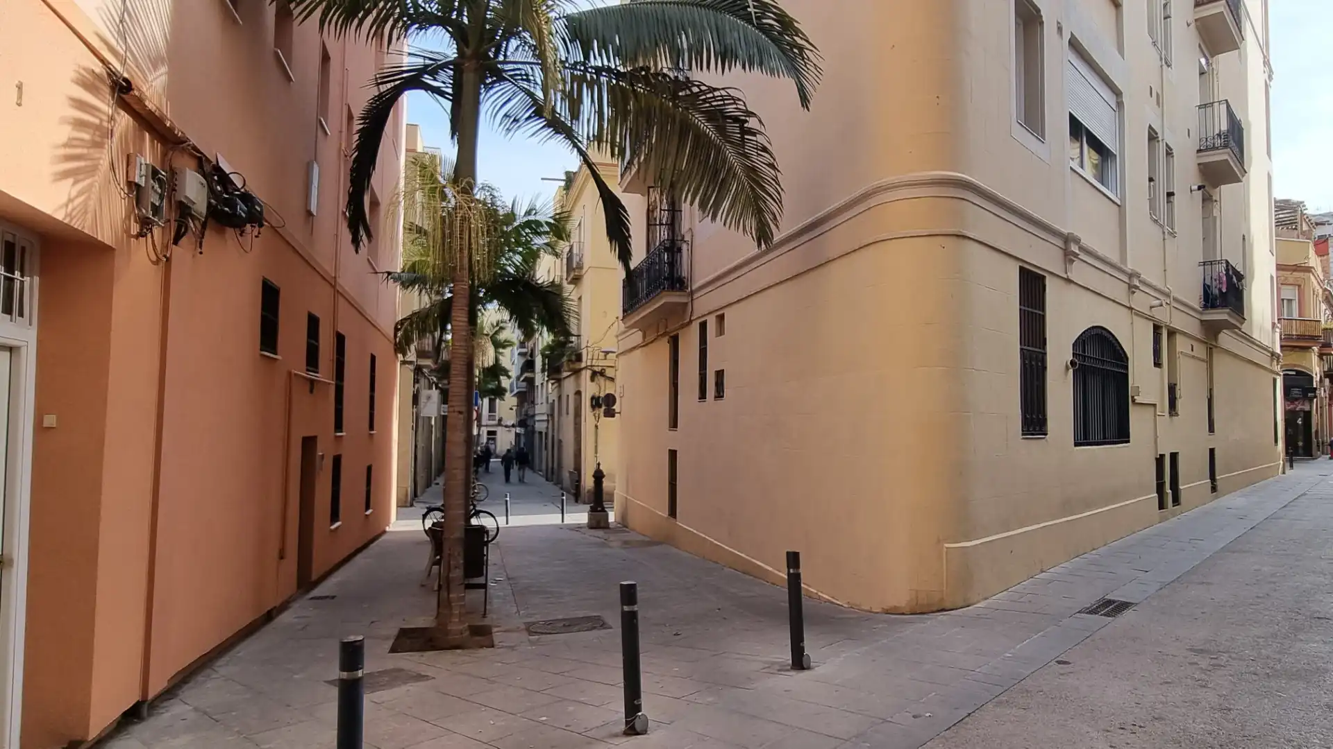 Vista exterior de Pis en venda en Barcelona amb Terrassa i Balcó