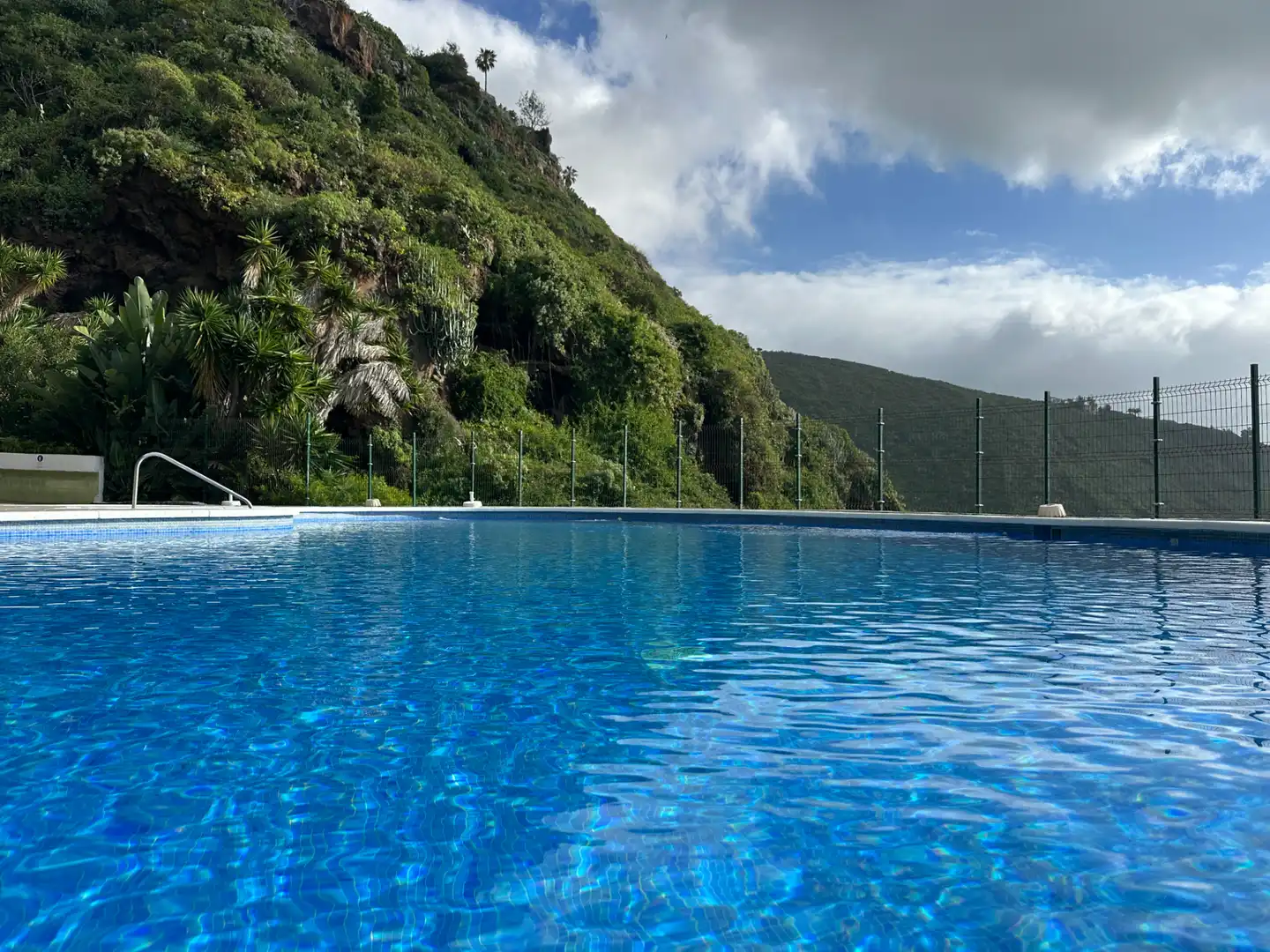 Piscina de Piso de alquiler en La Matanza de Acentejo con Amueblado