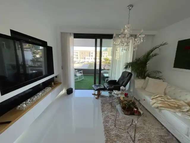 Sala d'estar de Apartament de lloguer en Marbella amb Aire condicionat, Moblat i Es permeten mascotes