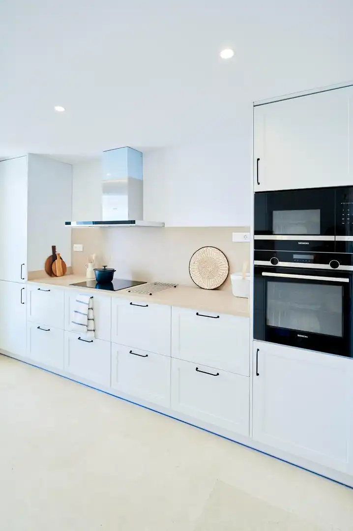 Cocina de Apartamento en venta en Marbella con Jardín privado, Terraza y Trastero