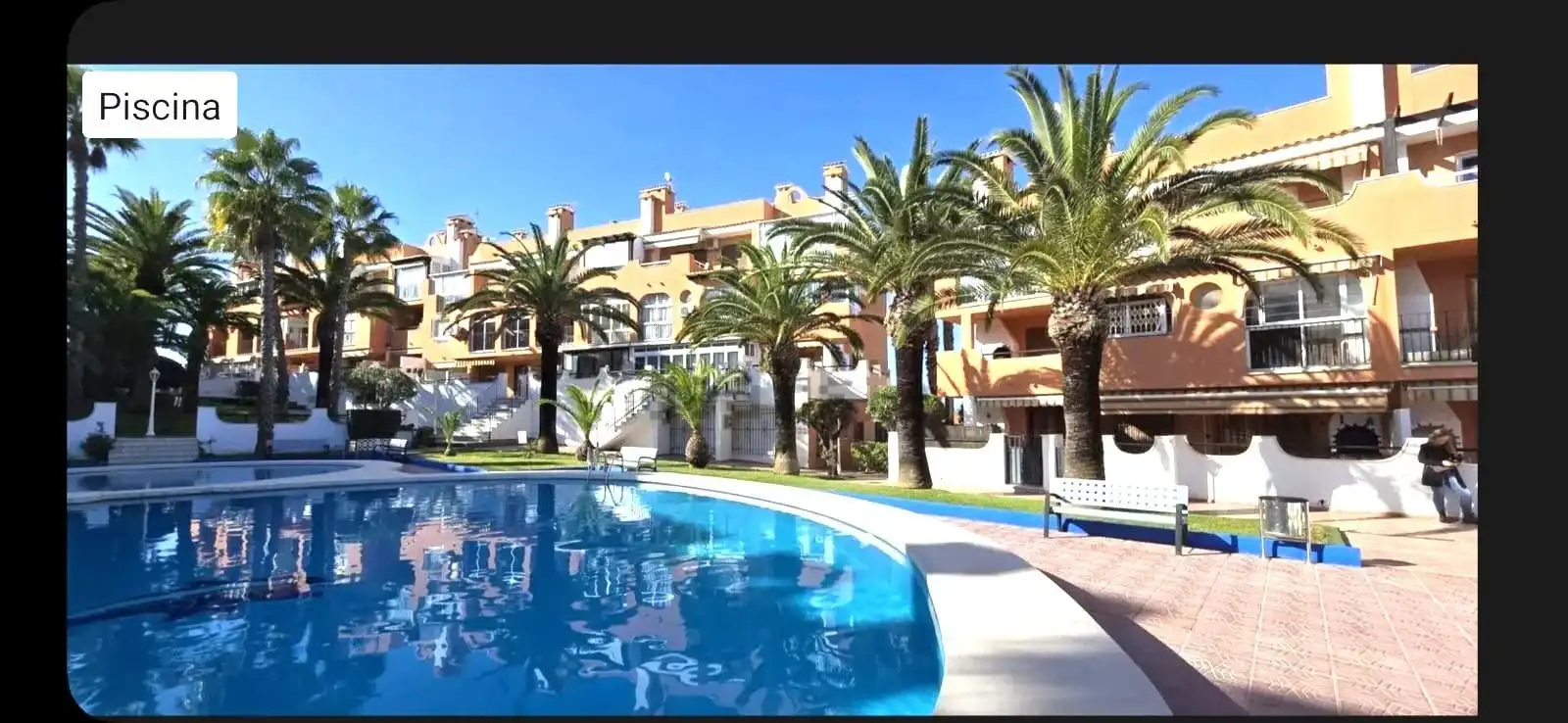 Außenansicht von Wohnungen zur Miete in Torrevieja mit Klimaanlage, Möbliert und Gemeinschaftspool
