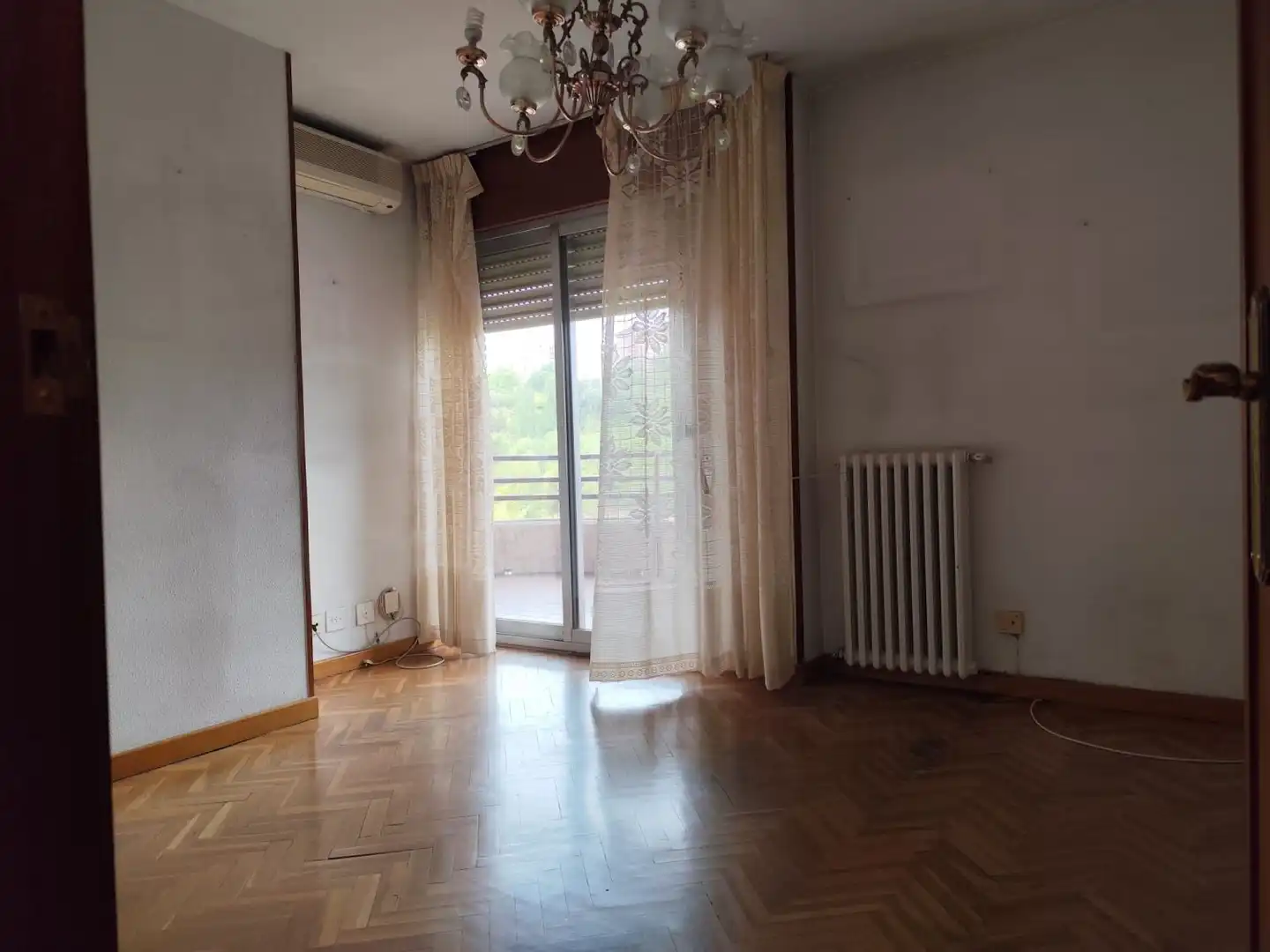 Bedroom of Flat for sale in Valladolid  with Heating, Terrace and Storage room