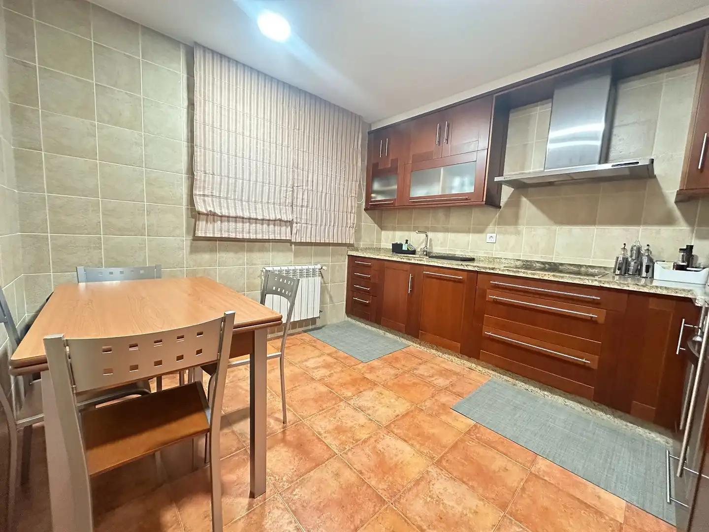 Cocina de Casa o chalet en venta en Santiago de Compostela  con Calefacción, Jardín privado y Parquet