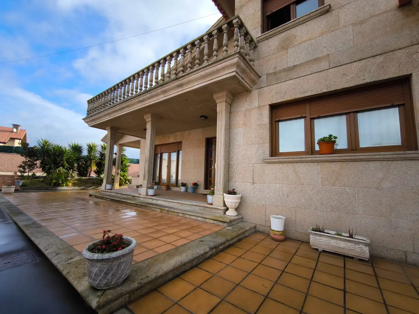 Terrassa de Casa o xalet en venda en Cambados amb Calefacció, Jardí privat i Parquet