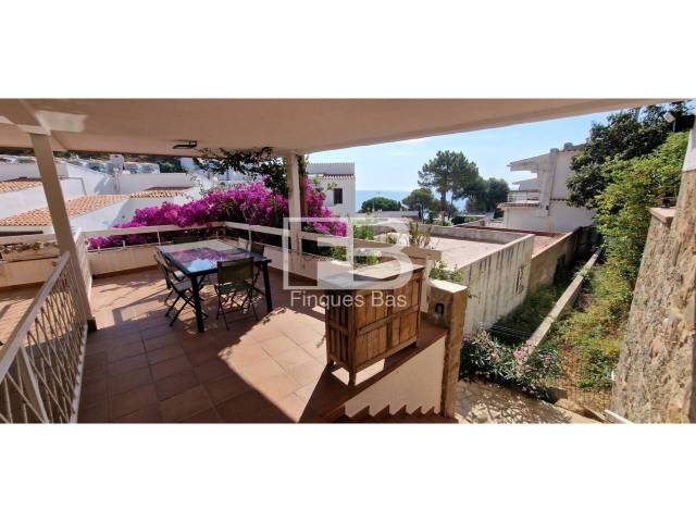 Casa adosada en Venta en Cala Salions, 18 en La Pola i Giverola- Salionç