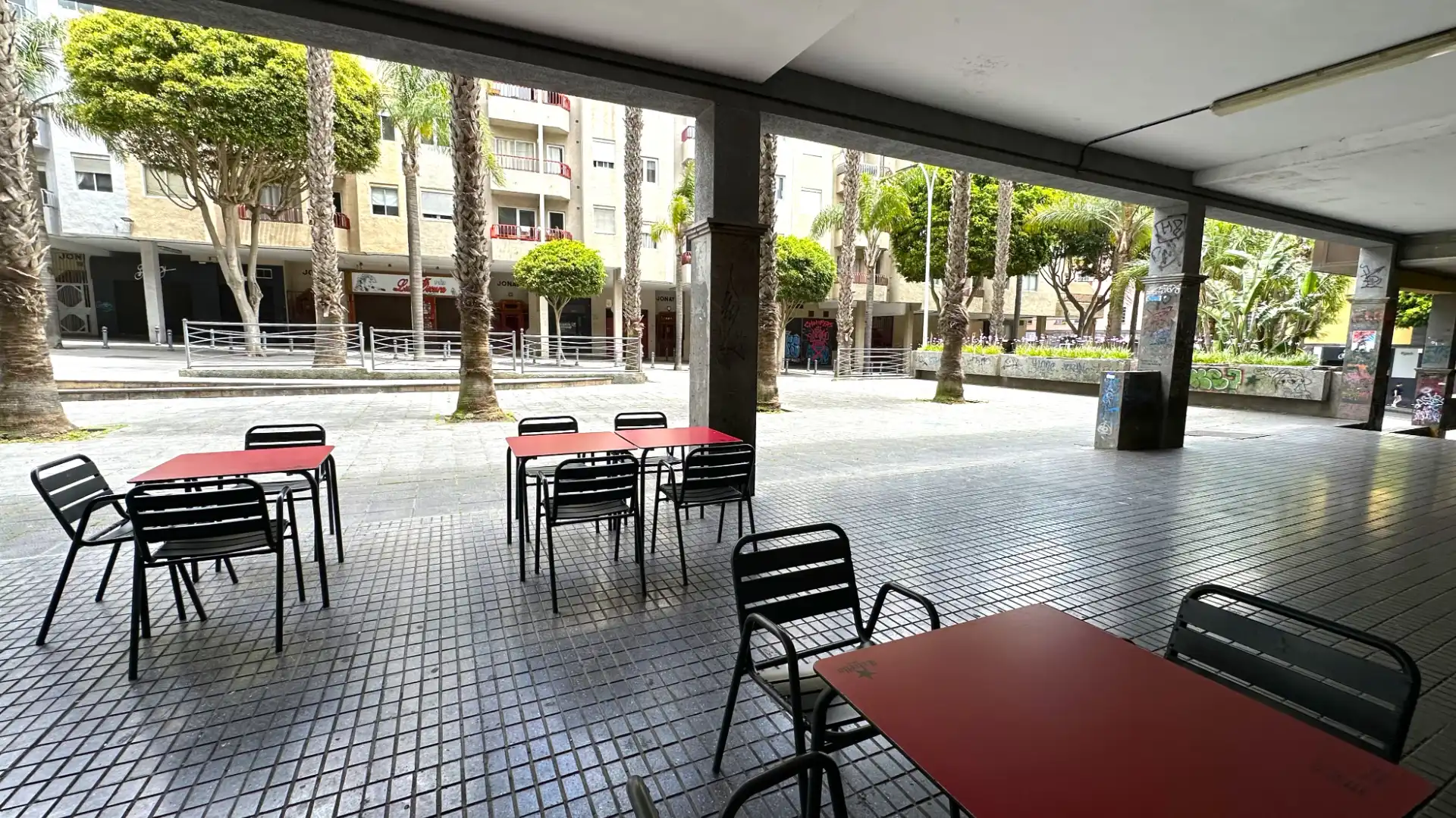 Terraza de Local en traspaso en San Cristóbal de la Laguna con Aire acondicionado, Terraza y Amueblado