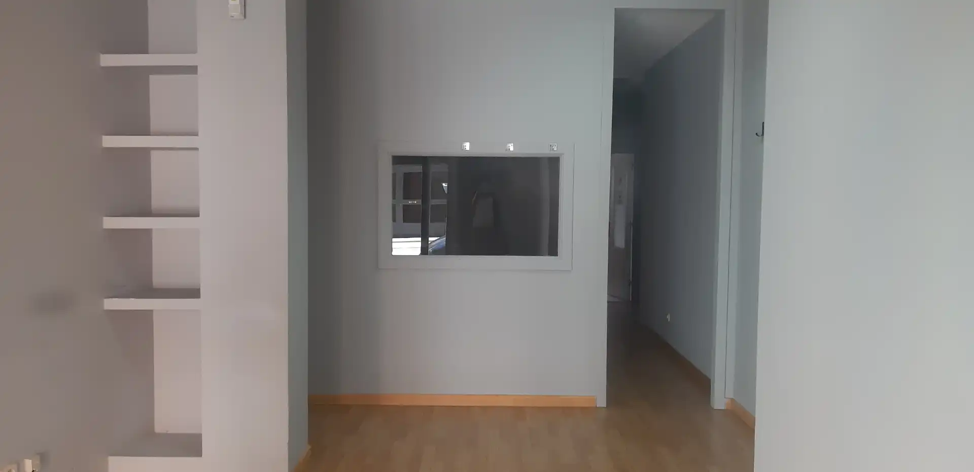 Local comercial en venta en Calle Miralrío 6, imagen 2