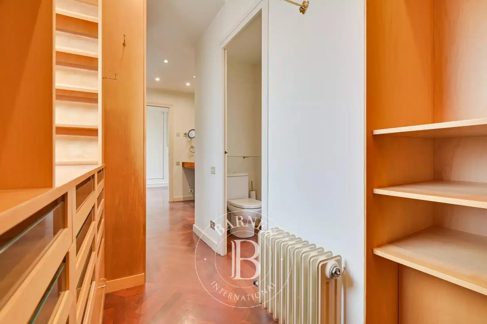 Wohnung zur Miete in Barcelona mit Klimaanlage, Heizung und Terrasse