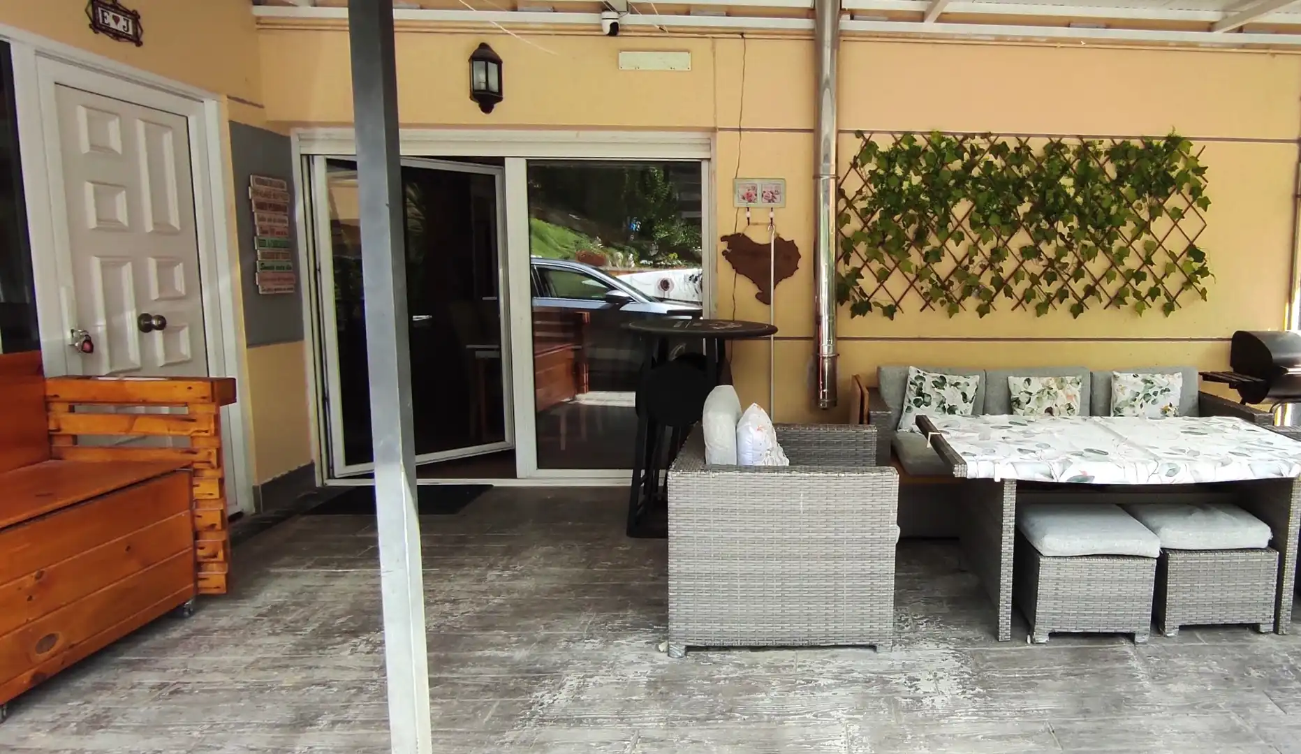 Terrassa de Casa adosada en venda en Castro-Urdiales amb Calefacció, Jardí privat i Terrassa