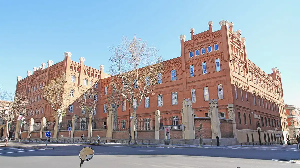 Vista exterior de Piso en venta en Madrid con Aire acondicionado, Calefacción y Jardín privado