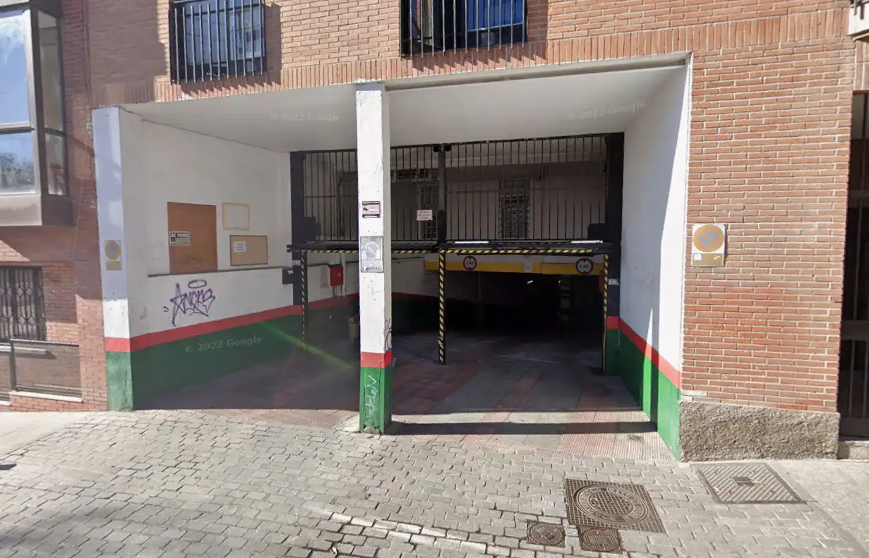 Parking of Garage for rent in Madrid