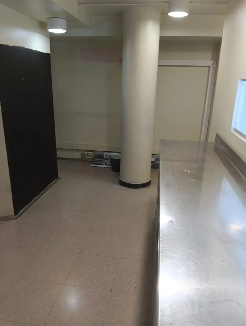 Business premises to rent in Creu Alta - Puiggener, imagen 11
