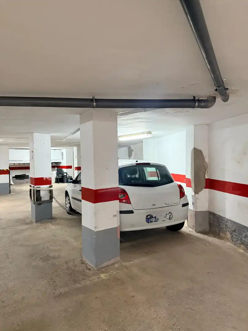 Parking de Apartamento en venta en Cullera con Terraza y Amueblado