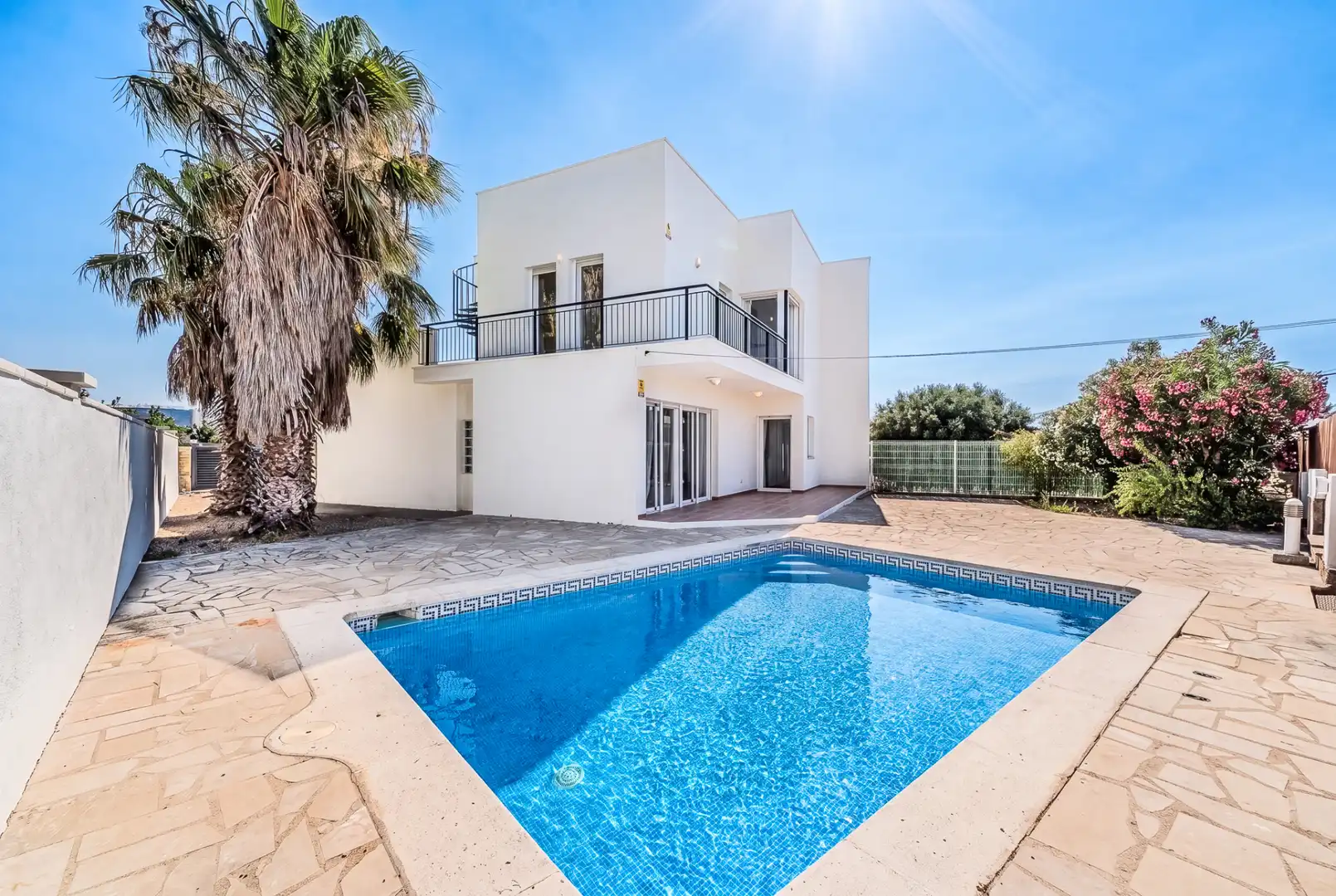 Vista exterior de Casa o chalet en venta en L'Ametlla de Mar  con Aire acondicionado, Calefacción y Jardín privado