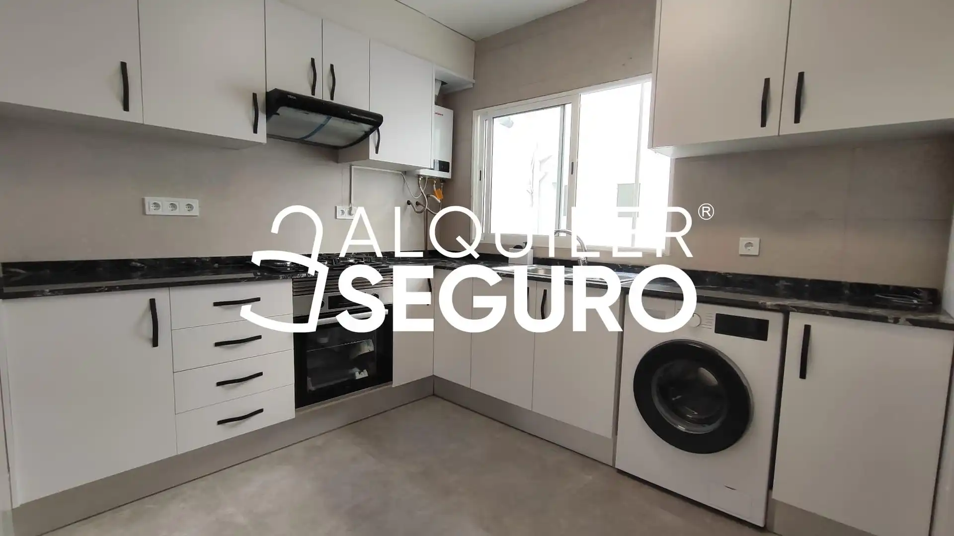 Wohnung zur Miete in Río Escalona , Penya - Roja - Avda. Francia