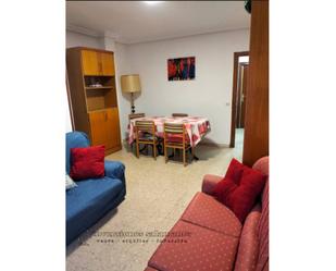 Living room of Flat to rent in Salamanca Capital  with Heating, Furnished and Balcony