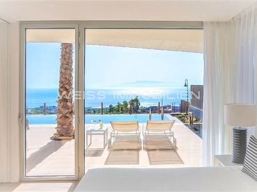 Casa amb balcó en venda a Playa de San Juan
