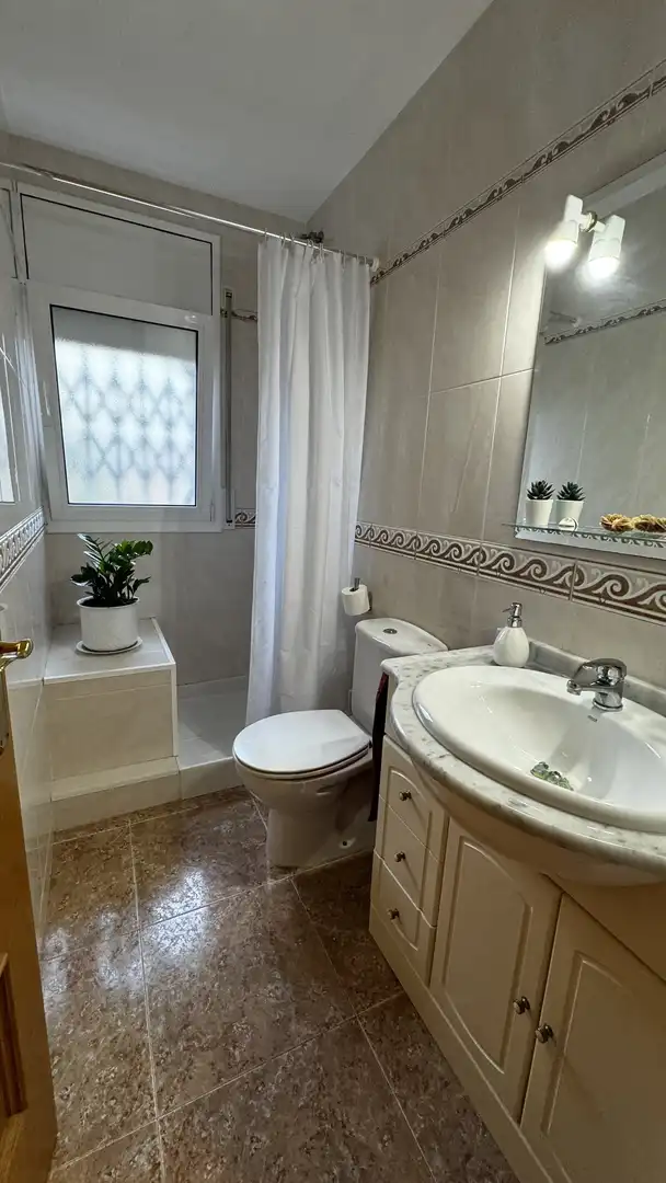 Bany de Casa o xalet en venda en Creixell amb Aire condicionat, Calefacció i Jardí privat