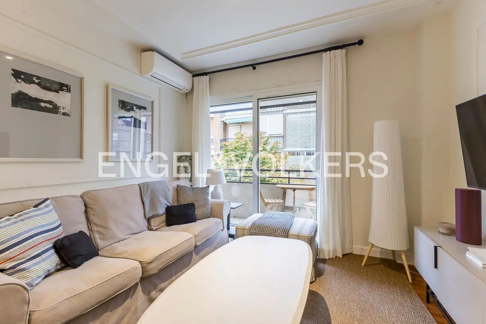 Exterior view of Flat for rent in Madrid  with Air Conditioner, Heating and Terrace