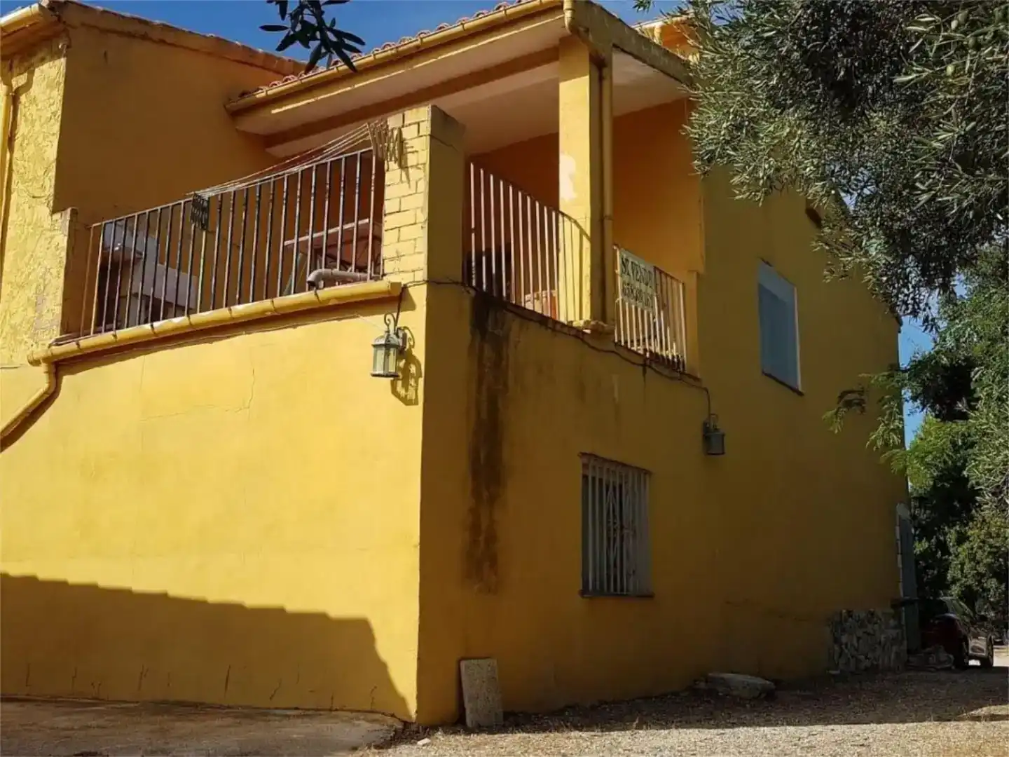 Vista exterior de Finca rústica en venda en Agres amb Jardí privat, Traster i Moblat