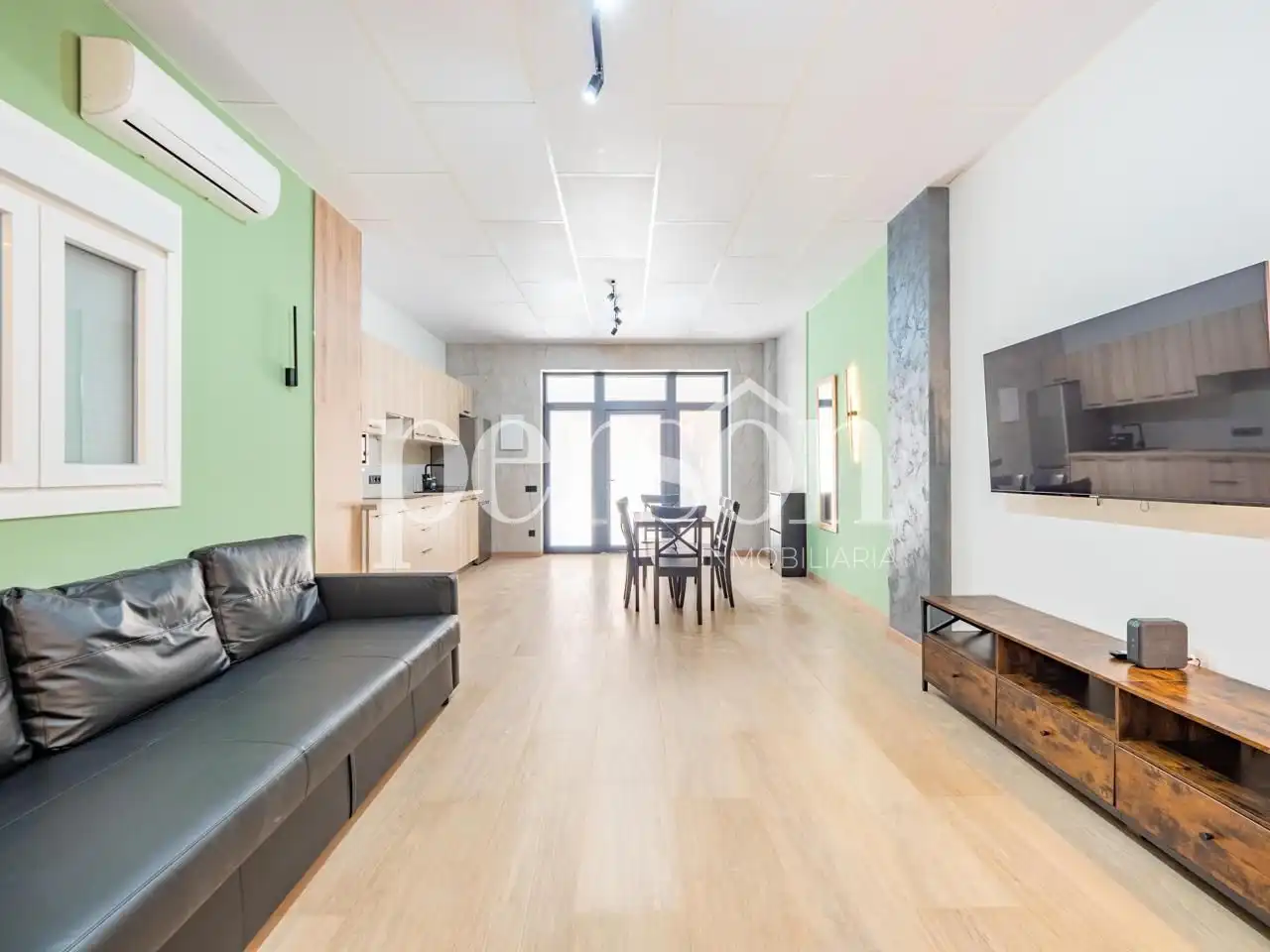 Wohnzimmer von Erdgeschoss zum Verkauf in Valencia mit Klimaanlage, Terrasse und Abstellraum