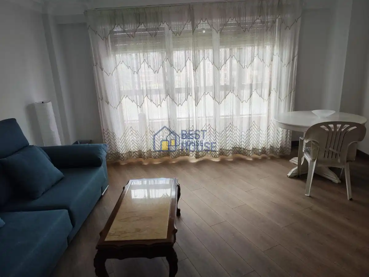 Living room of Flat for rent in León Capital   with Heating, Parquet flooring and Terrace