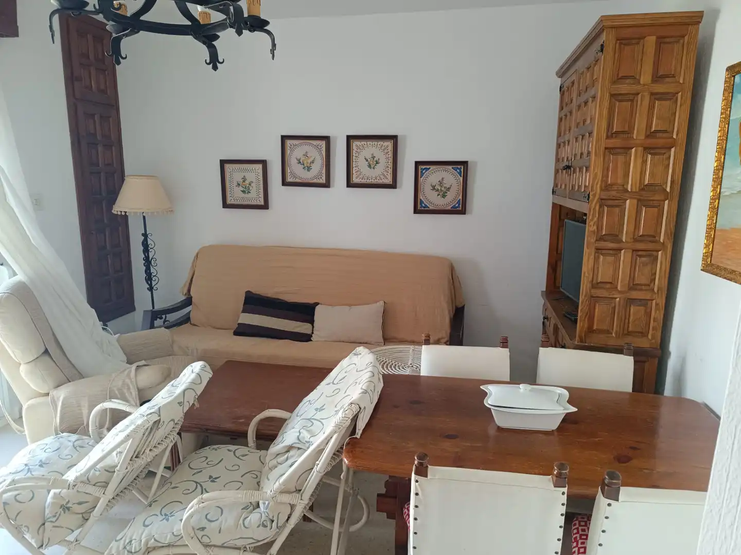 Sala d'estar de Apartament en venda en Salobreña amb Moblat