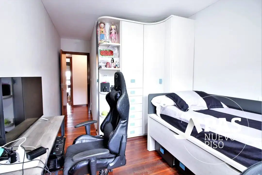 Bedroom of Flat for sale in El Astillero    with Heating, Private garden and Storage room