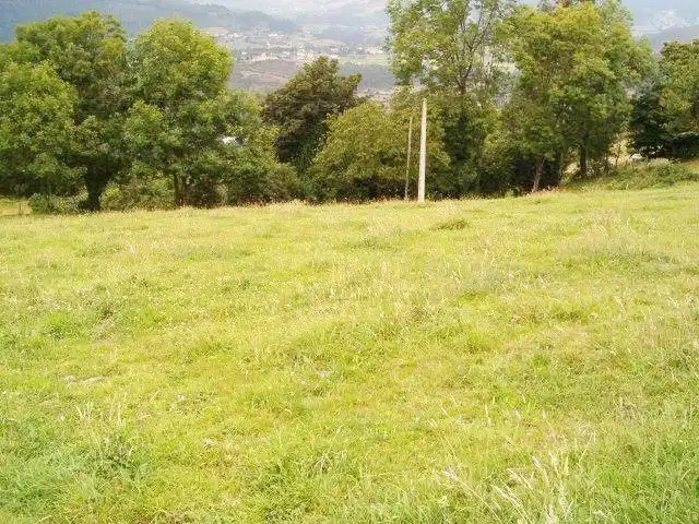 Terreny residencial en venda a Candamo