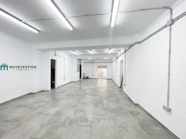 Local comercial en Alquiler en Ubrique