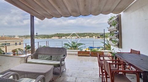 Casa de 4 dormitorios con terraza de 40 m con espectaculares vistas al puerto en venta en Maó