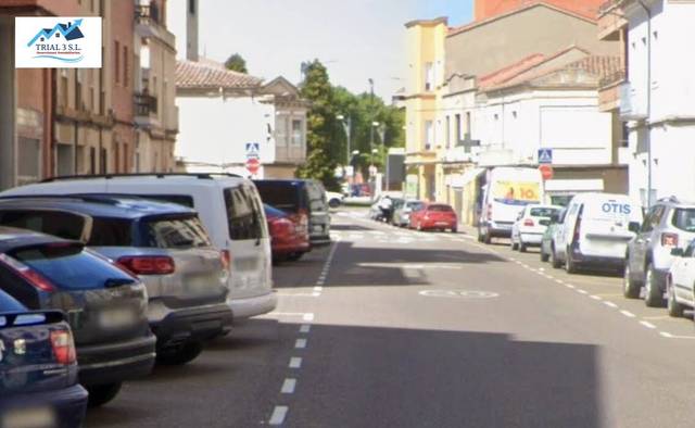 Local comercial en Venta en Calle Arapiles en Cortes - Huertas