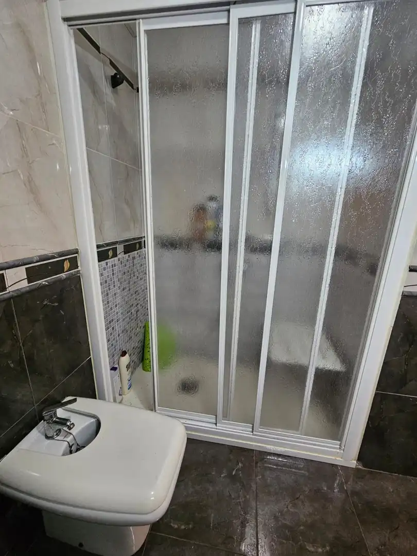 Bathroom of Flat for sale in Valencia  with Air Conditioner, Storage room and Balcony