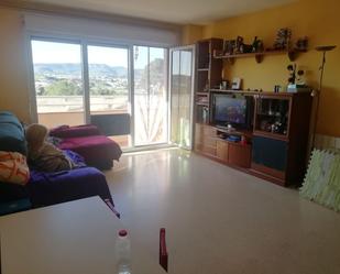 Living room of Flat for sale in Vilanova i la Geltrú  with Heating, Private garden and Terrace