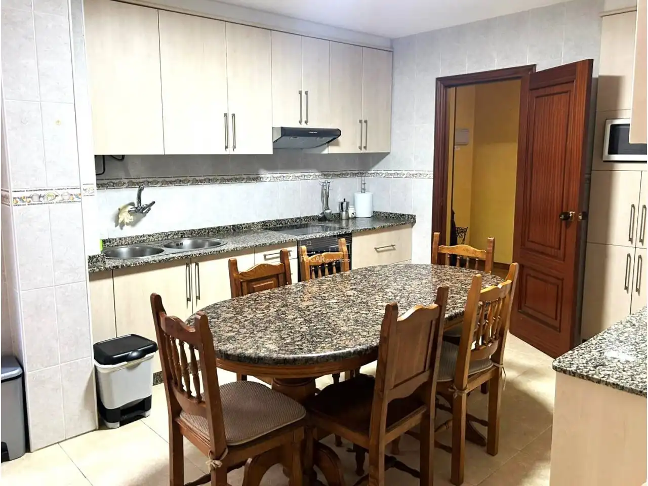 Kitchen of Flat for sale in Vilagarcía de Arousa  with Heating, Furnished and Balcony