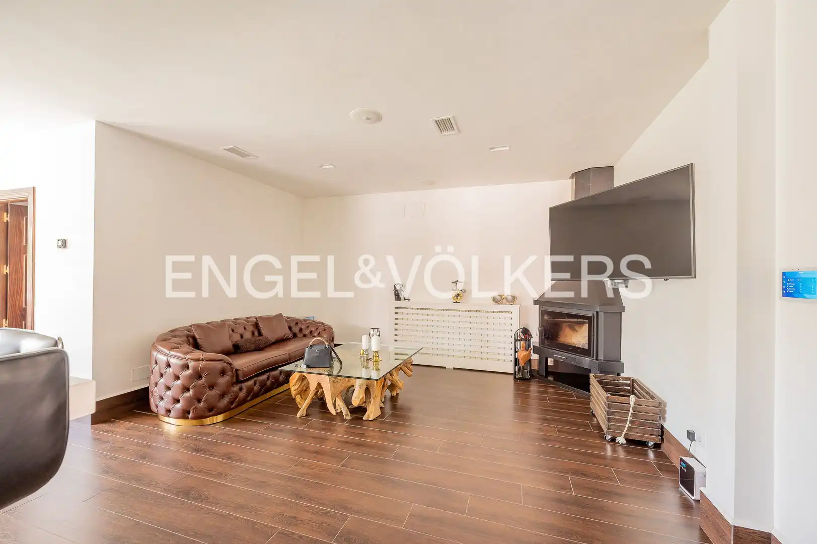Sala de estar de Casa o chalet en venta en Villaviciosa de Odón con Aire acondicionado, Calefacción y Jardín privado