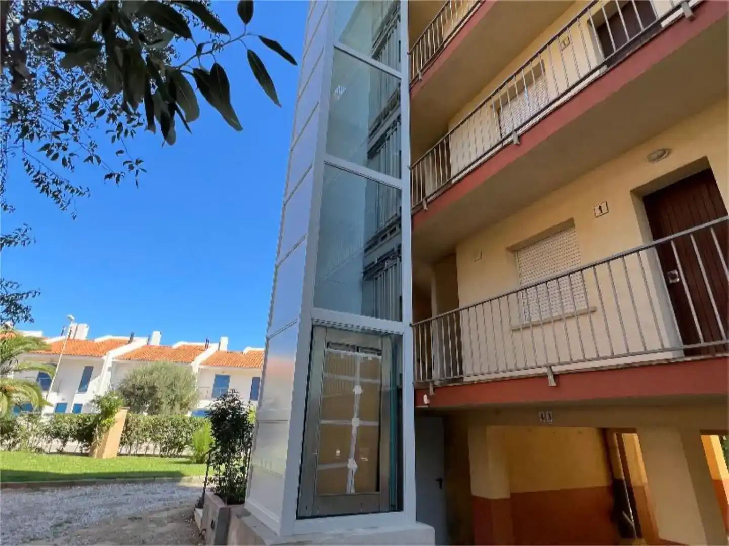 Exterior view of Flat for sale in L'Estartit  with Air Conditioner, Furnished and Balcony