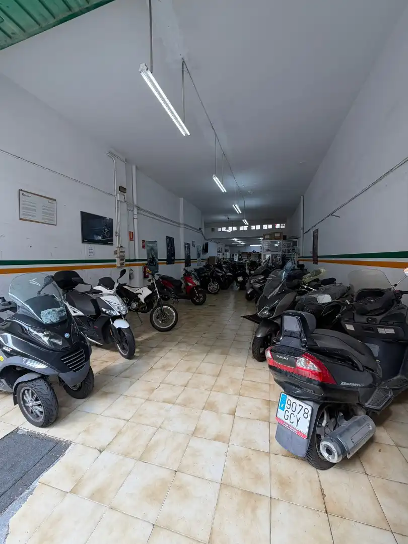 Business premises for sale in Passeig Maragall, imagen 4