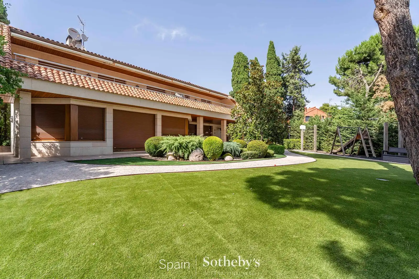 Jardín de Casa o chalet en venta en Madrid con Aire acondicionado, Calefacción y Jardín privado