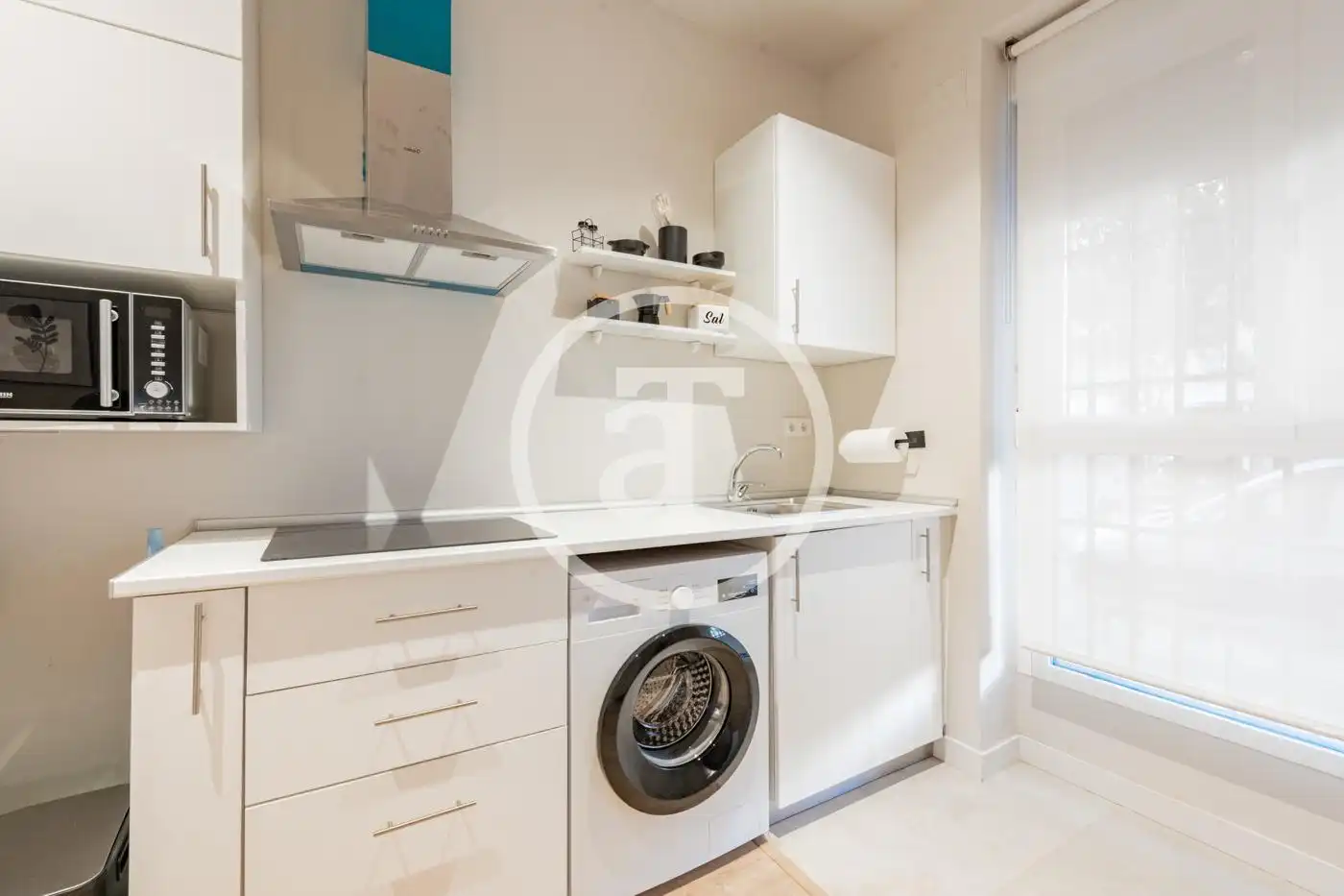 Kitchen of Flat for rent in Madrid  with Air Conditioner, Heating and Furnished