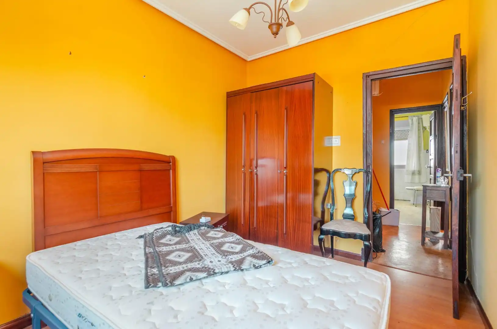 Schlafzimmer von Gebäude zum Verkauf in Oviedo 