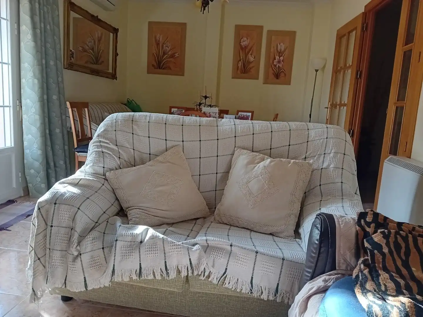 Sala de estar de Piso en venta en Pozuelo de Calatrava con Aire acondicionado, Calefacción y Terraza