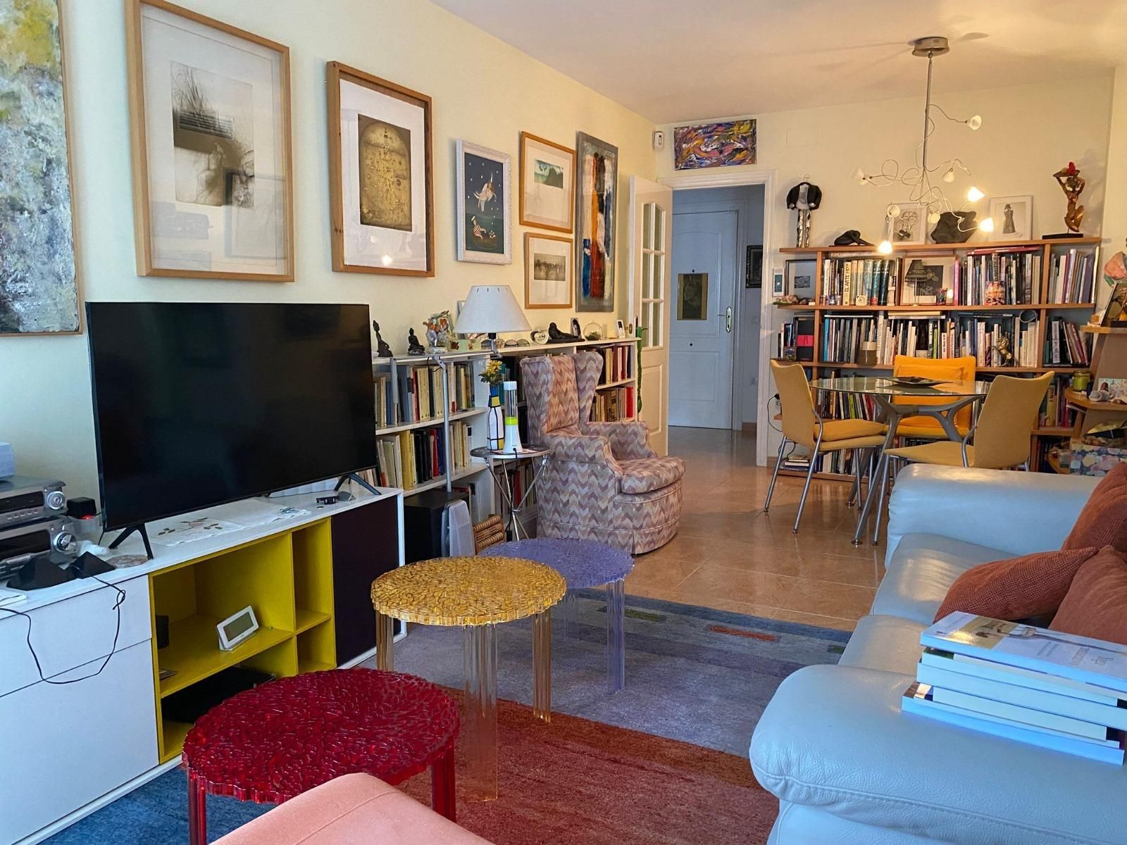 Flat for sale in El Molinillo - Capuchinos, Centro