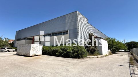 Foto 3 von Fabrikhallen zum Verkauf in Martorell, Barcelona