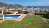 Vista exterior de Casa o xalet en venda en Tossa de Mar amb Calefacció, Jardí privat i Terrassa