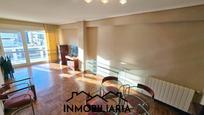 Sala d'estar de Pis en venda en Laredo amb Calefacció i Terrassa