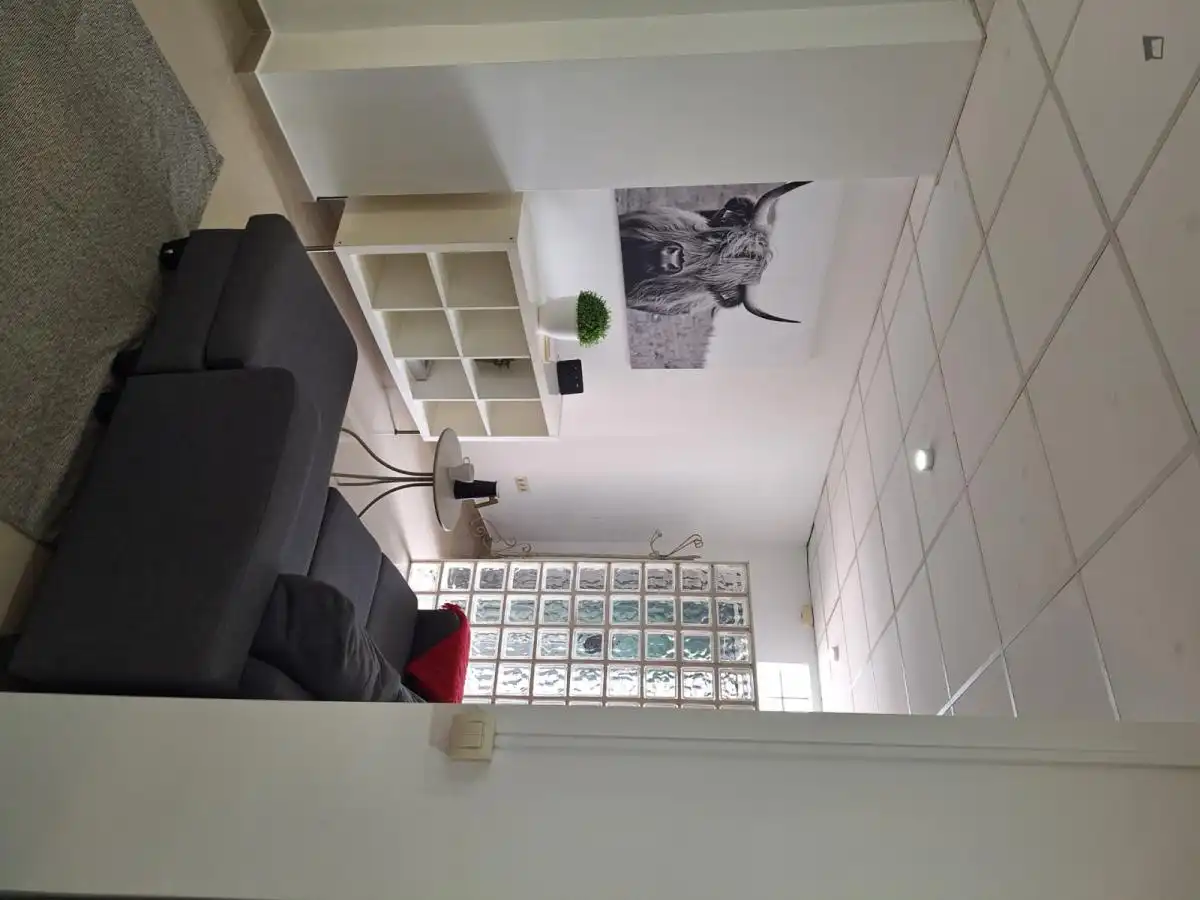 Study for rent in Montequinto, Sevilla