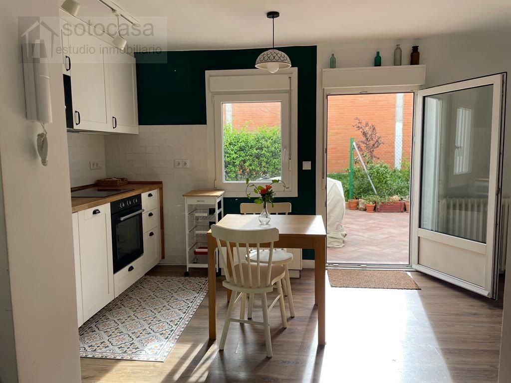 Kitchen of Flat to rent in Valladolid Capital  with Heating, Private garden and Storage room