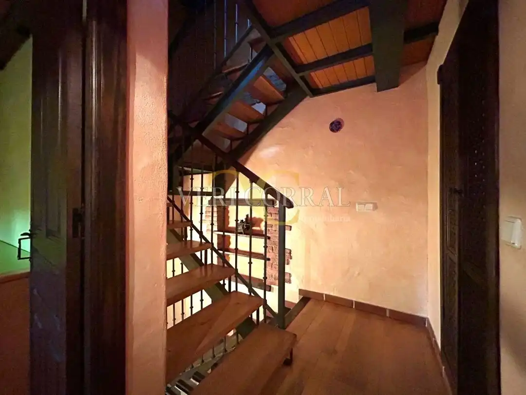 Casa adosada en venda en Llanes amb Calefacció i Moblat