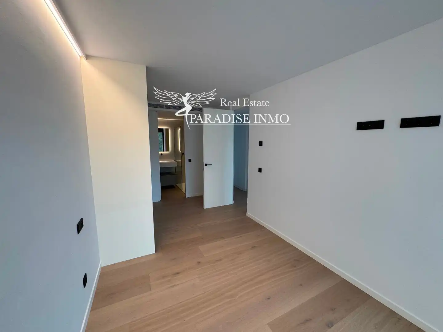 Schlafzimmer von Dachboden zum Verkauf in Eivissa mit Klimaanlage, Heizung und Terrasse